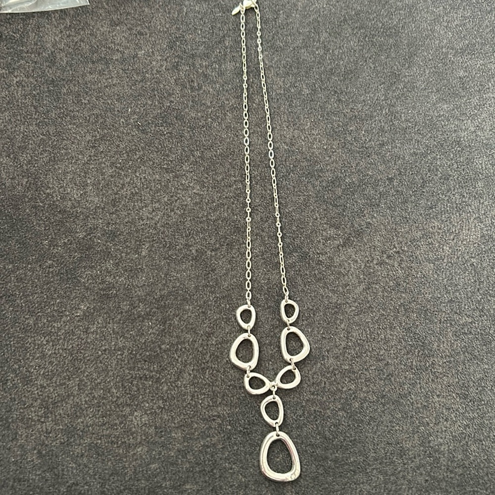 SAQ Silver‎ Tone Necklace Vintage Avon Brand